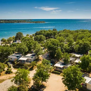 **** Vakantiepark Mobile Homes - Fkk Nudist Solaris Kroatië